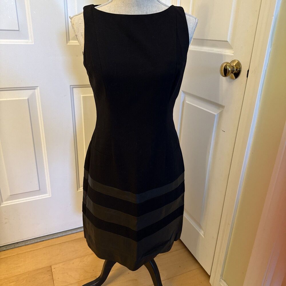 SLEEK BLACK shift dress sleeveless classic faux leather trim Ralph Lauren Size 6